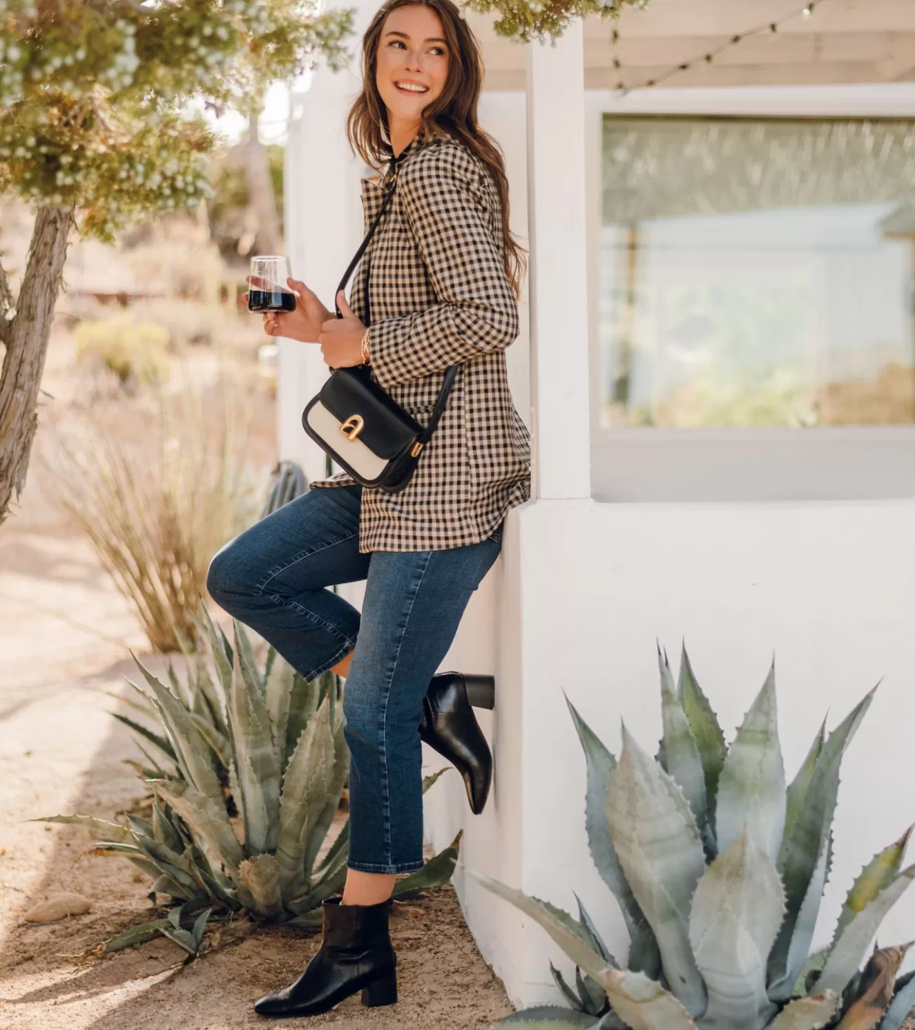 bessie_block_heel_bootie_8-1.webp Bessie Block Heel Bootie^Baretraps Sale