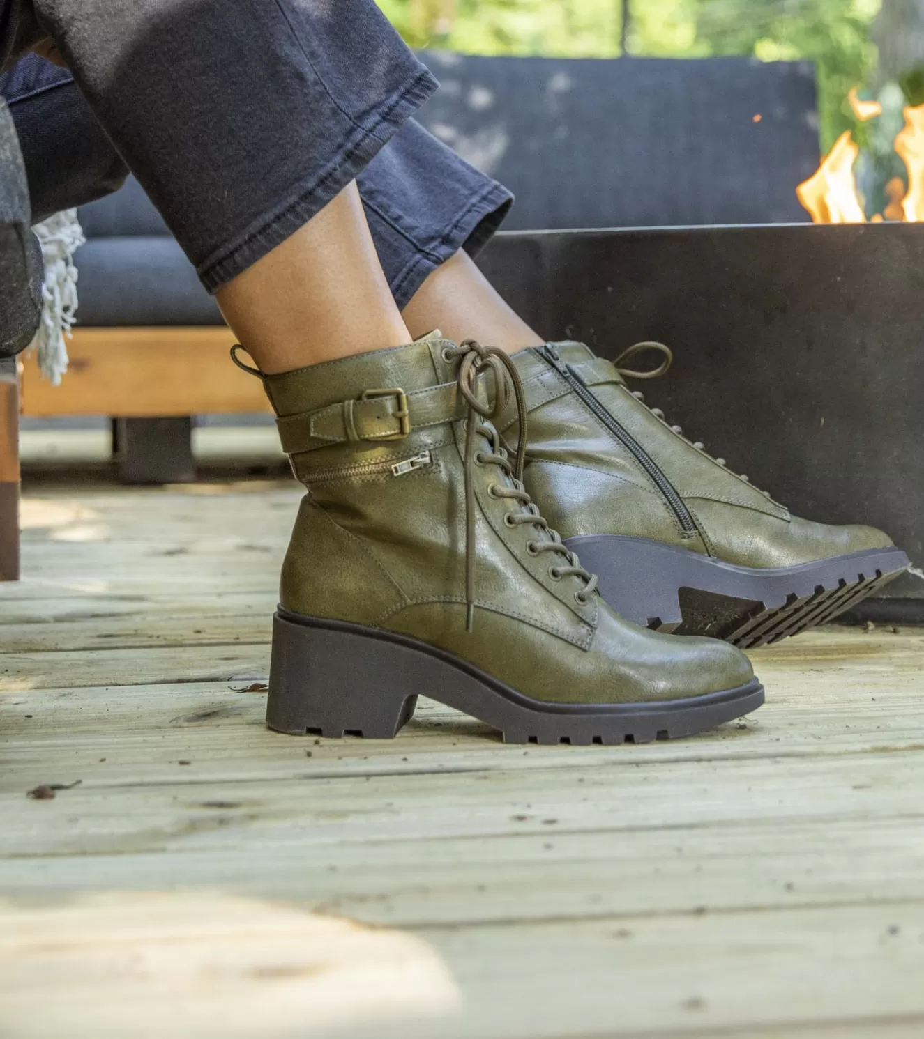dani_lace_up_boot_8.webp Dani Lace Up Boot^Baretraps Hot
