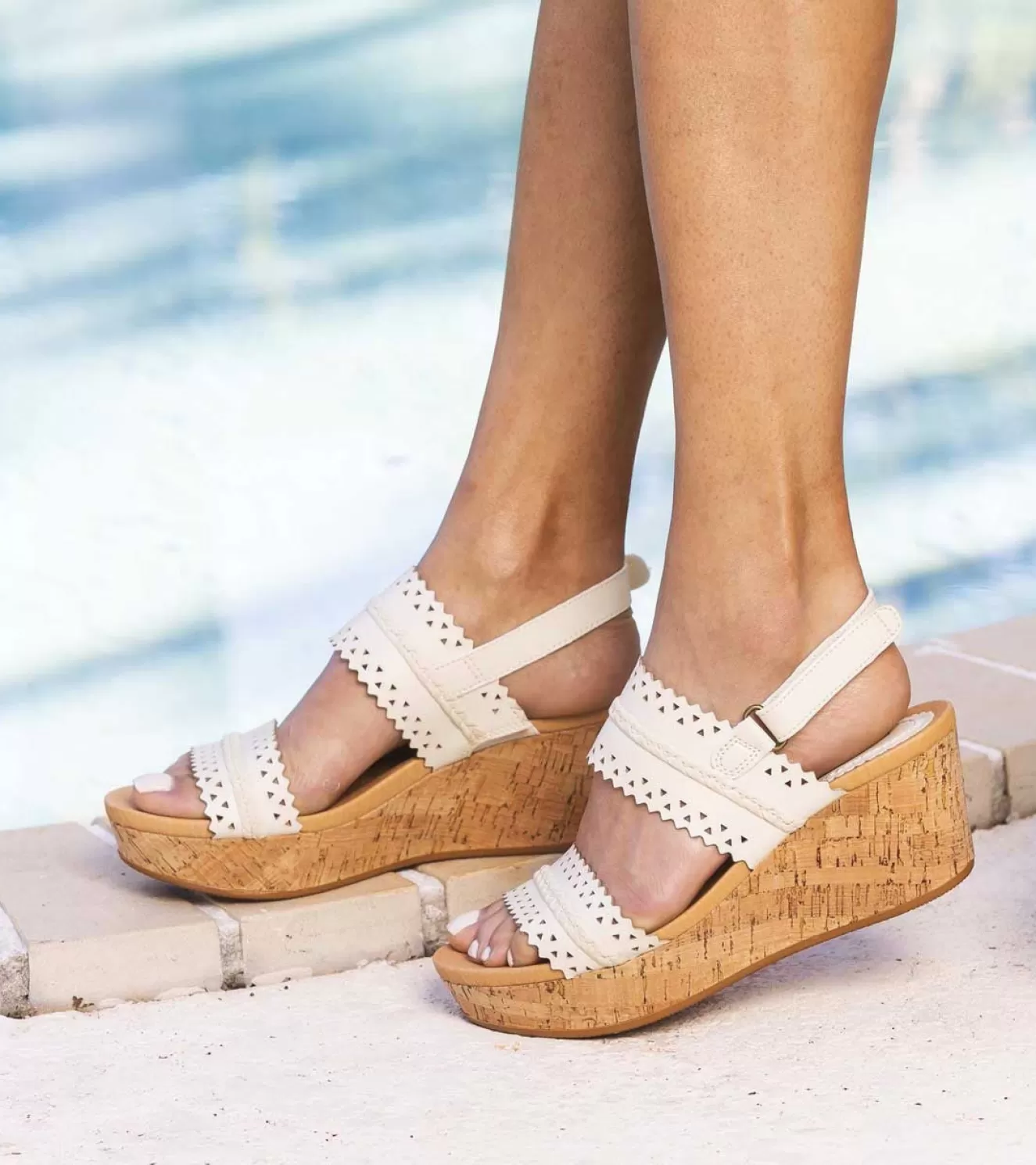 rene_wedge_sandal_8-1.webp Rene Wedge Sandal^Baretraps Fashion