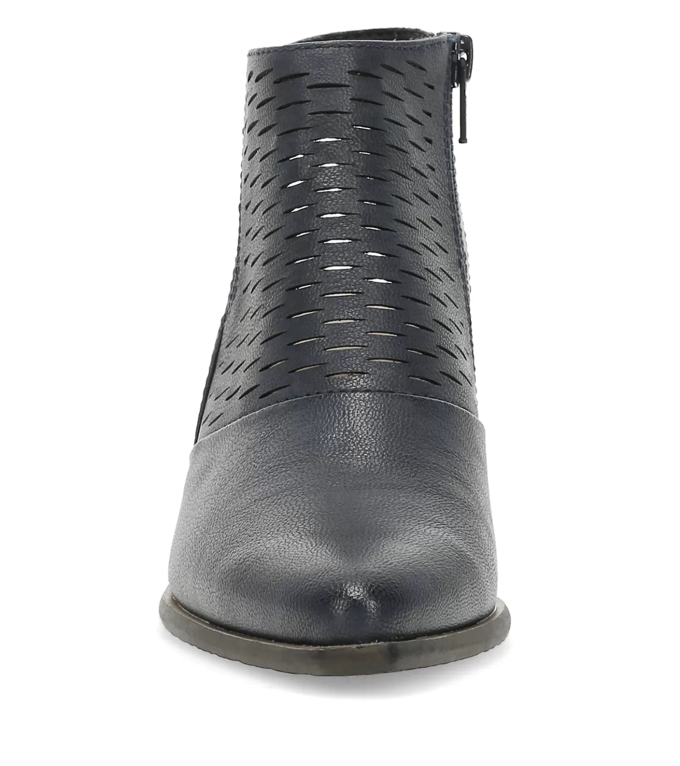 yangley_block_heel_bootie_3-2.webp Yangley Block Heel Bootie^Baretraps Outlet